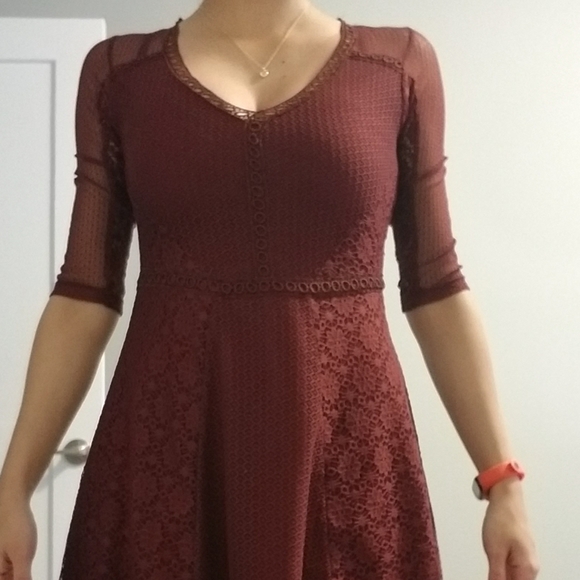 Little burgundy dress - Picture 4 of 5